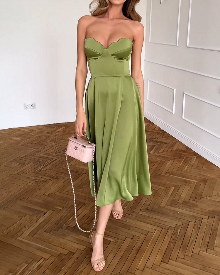 Adriana | Elegante vestido midi sin tirantes
