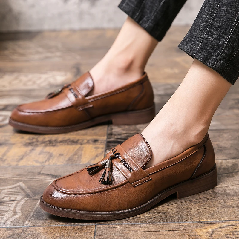 Vicente | Mocasines de piel con borlas