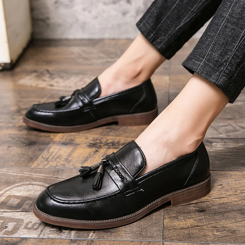 Vicente | Mocasines de piel con borlas