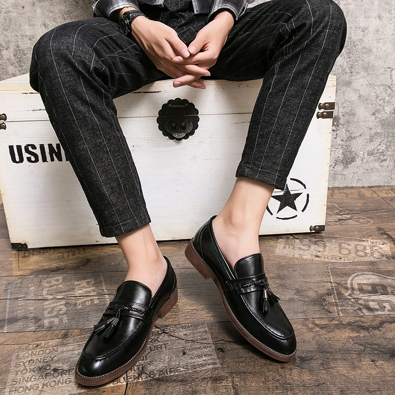 Vicente | Mocasines de piel con borlas