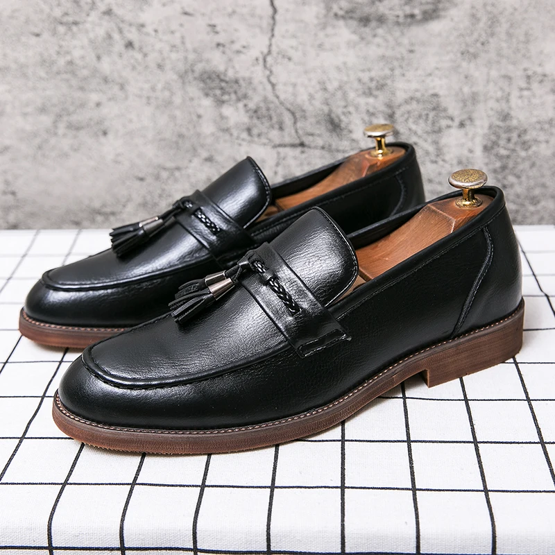 Vicente | Mocasines de piel con borlas