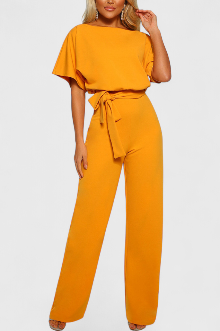 Elvira | Mono Elegante de Silueta Fluida