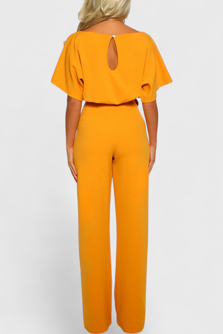 Elvira | Mono Elegante de Silueta Fluida