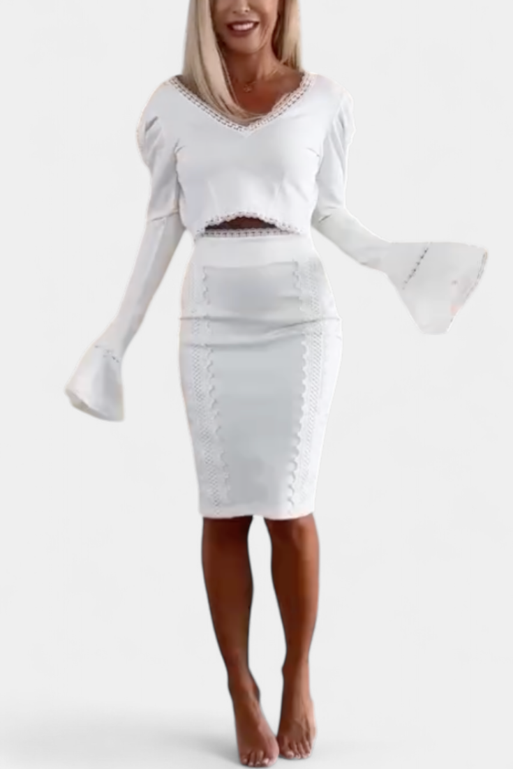 Minerva | Conjunto Elegante de Top con Encaje y Falda de Cintura Alta