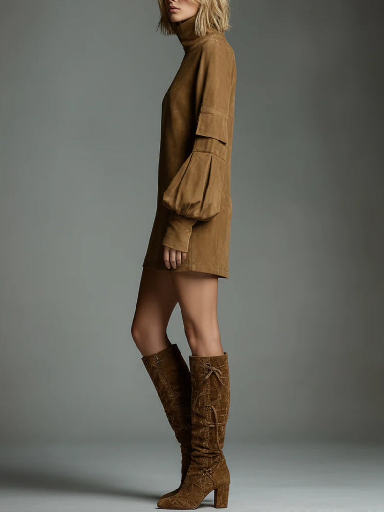 Valeria | Vestito corto oversize in camoscio a collo alto
