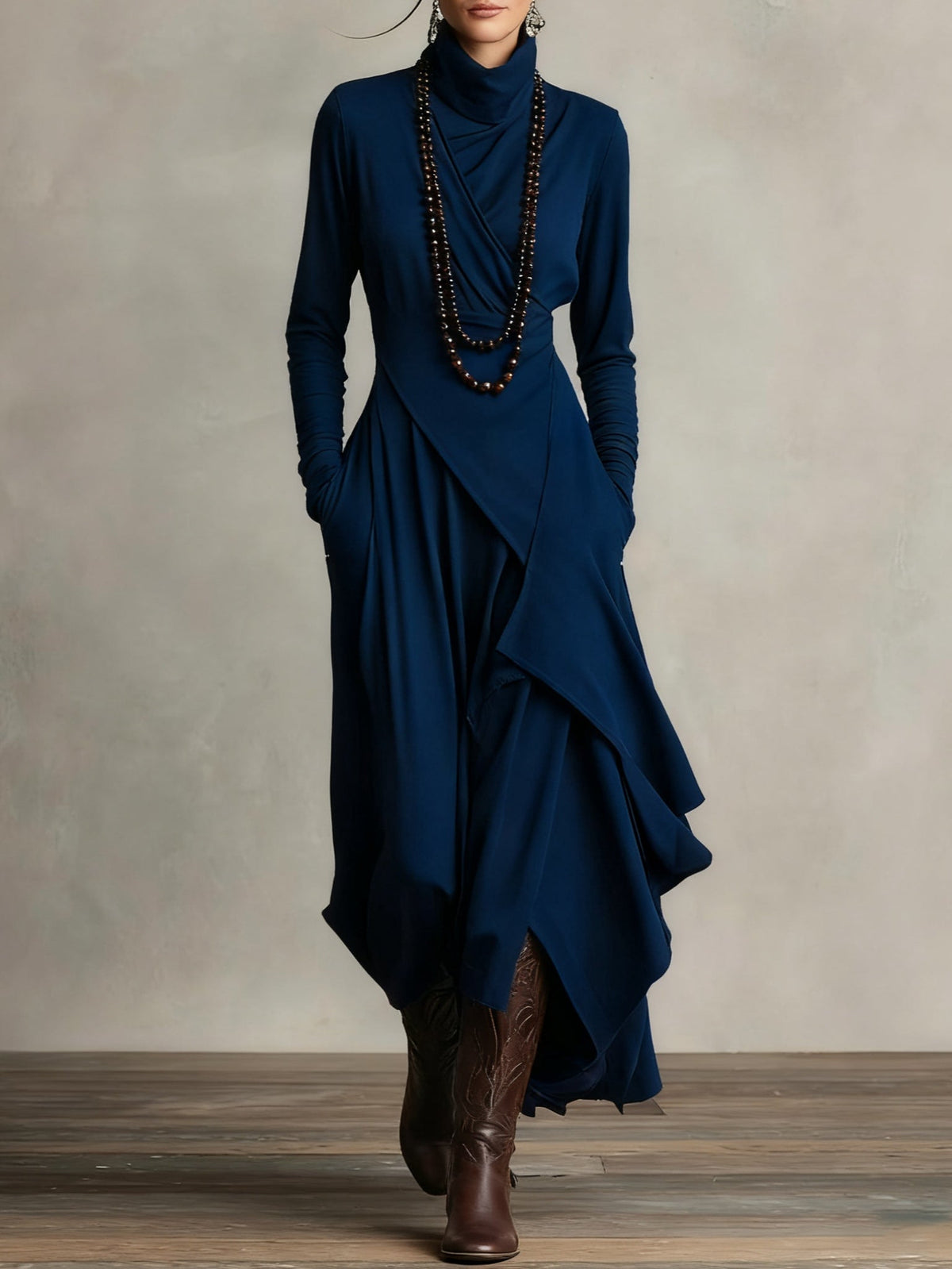 Elena | Abito Asimmetrico Vintage a Collo Alto