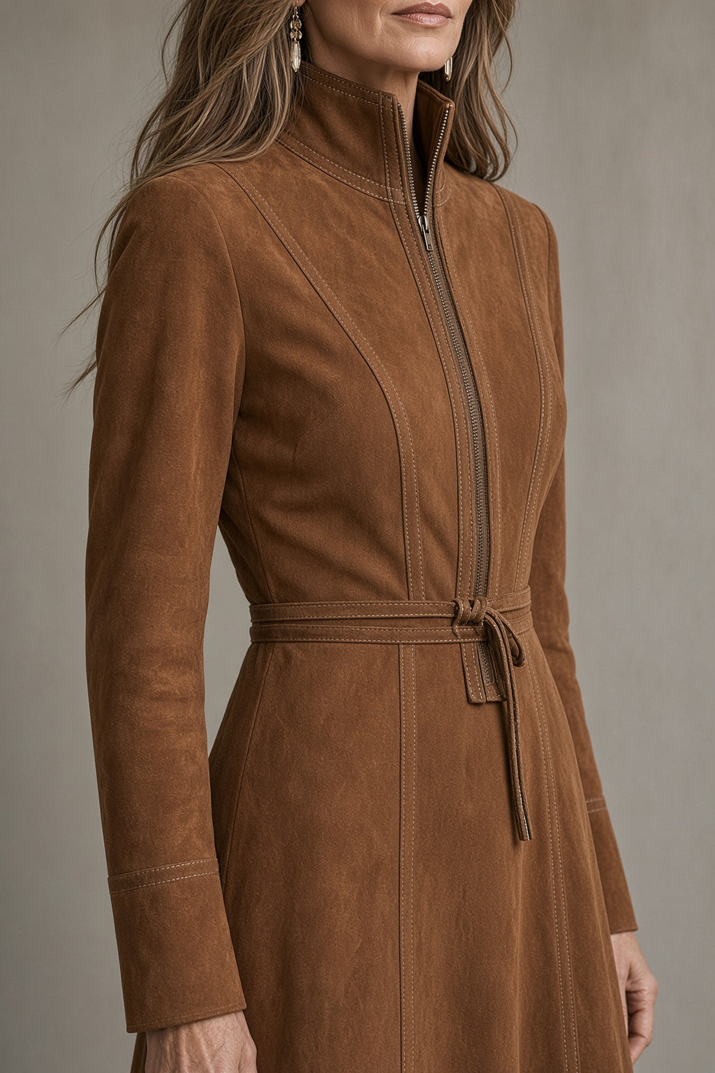 EDVIGE | Abito Midi Vintage con Collo Alto, Cintura e Cuciture a Contrasto