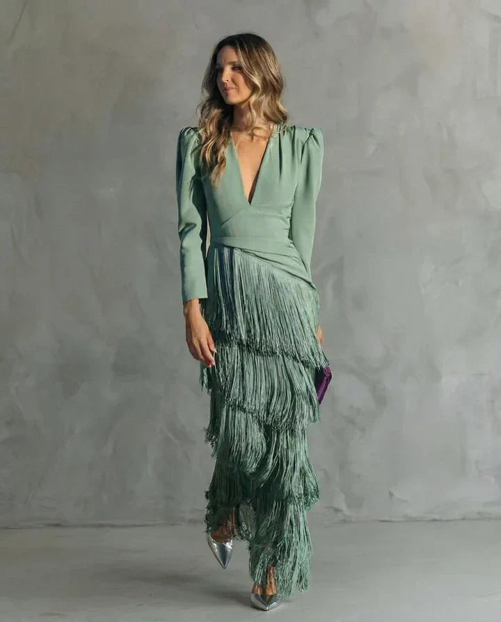 Clara | Vestido midi elegante con mangas de flecos