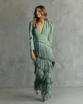 Noa | Vestido elegante con mangas de flecos