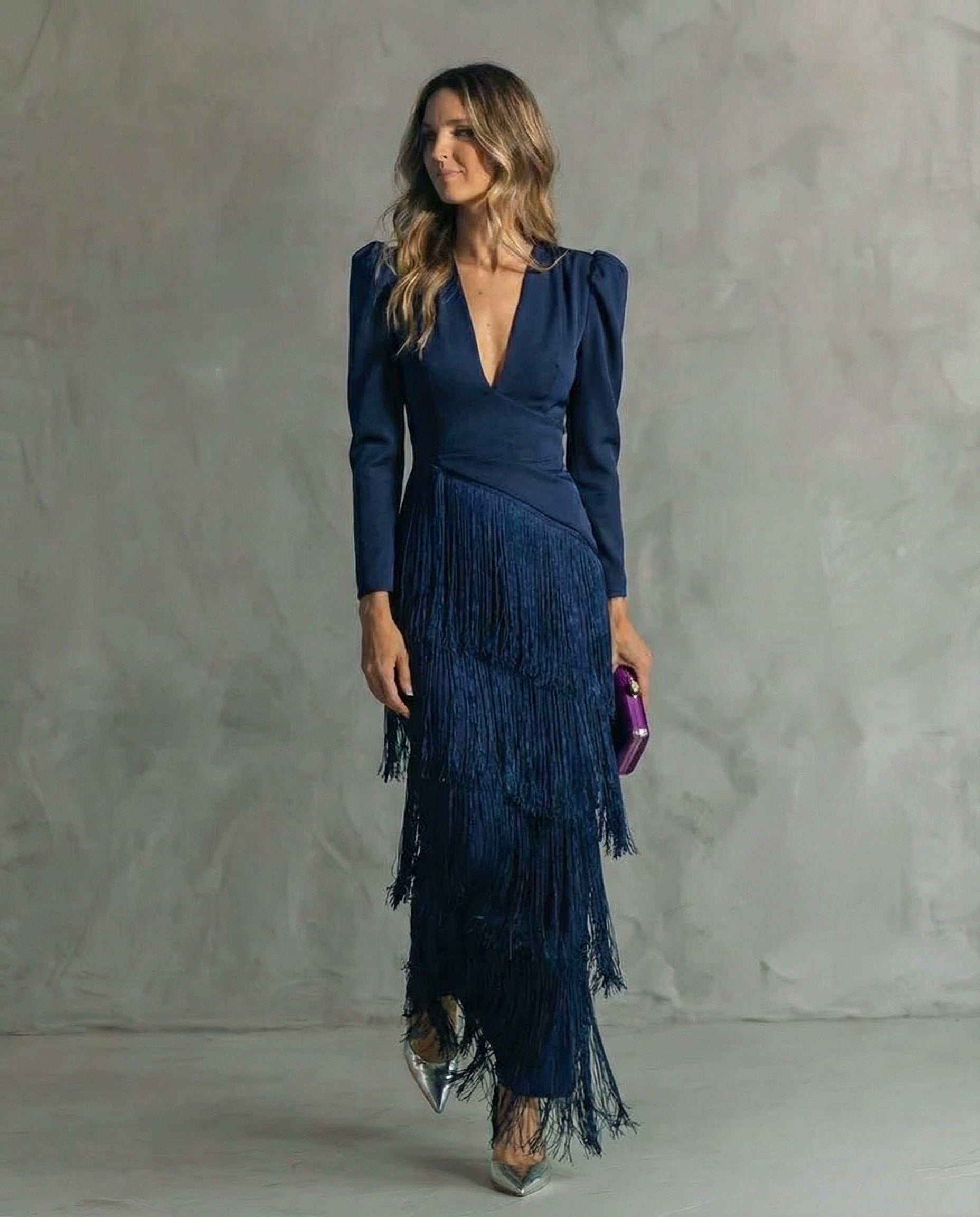 Noa | Vestido elegante con mangas de flecos