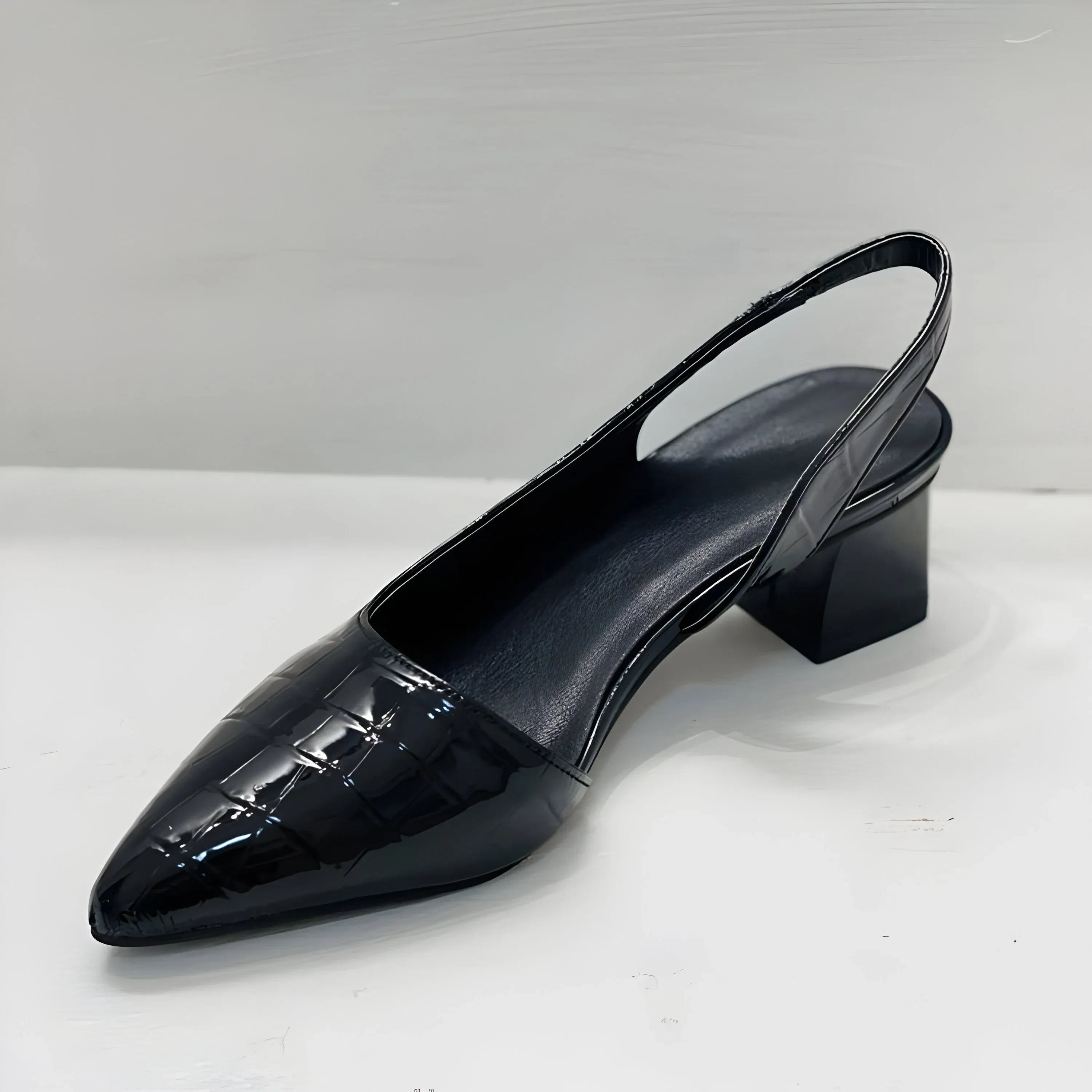 Olga | Zapatos con tacón cuadrado elegante