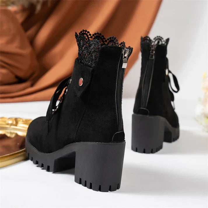 Tania | Botines con encaje y tacón grueso